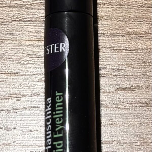 Liquid Eyliner Dr. Hauschka 01