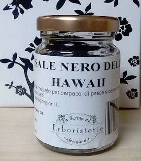 Sale nero delle Hawaii